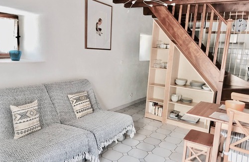 Ruoms House | Ruoms Small House 3 *