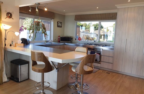 Raumati South Villa | Rupali Samudra