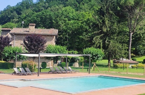 La Vall de Bianya Apartment | Rural apartment Can Torrotes for 4 people