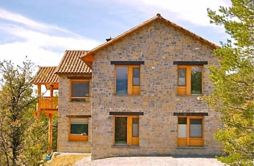 Ainsa-Sobrarbe Cottage | Rural apartment La Cicuarala for 6 people