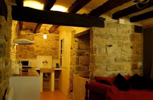 Guialmons Cottage | Rural apartment Les Cavallerisses for 4 people with jacuzzi