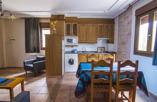 Pinofranqueado Cottage | Rural Apartments El Prado* for 6 people ATR-CC0041