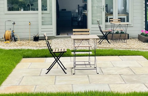 Shoscombe Cabin | Rural Cabin