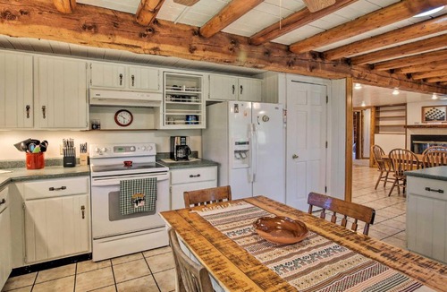 Coon Rapids House | Rural Coon Rapids Cabin with Deck - Hike and Golf!