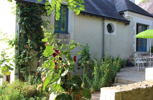 Cheille Cottage | Rural cottage near castles, pets welcome, large garden