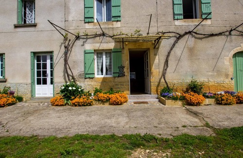 Paulin Cottage | Rural cottage with spa, pets allowed and parking