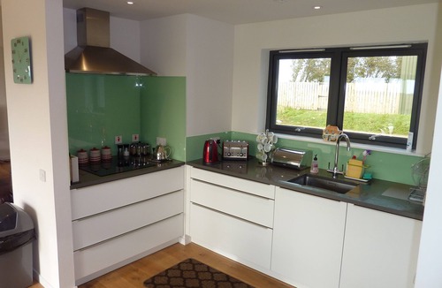 Ellon Cottage | Rural cottage with stunning views