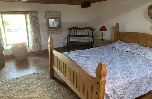 Saint-Hilaire-de-Voust Other | Rural farmhouse with private pool, ideal for families