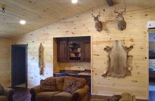 Ellsinore House | Rural family getaway