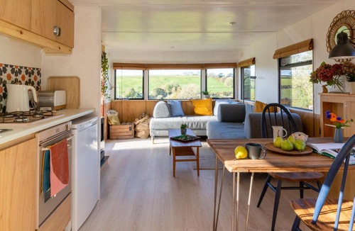 Burgh Island House | Rural Hillside Retreat