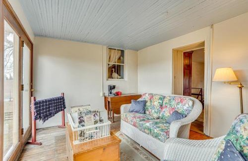 Ladiesburg House | Rural & Historic Detour Escape w/Horses On-Site!