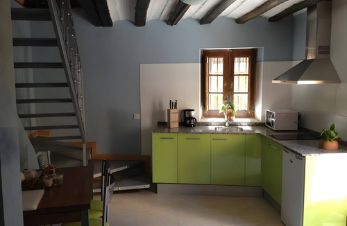 Cuzcurrita de Rio Tiron House | Rural House 'La Viña 3' with Shared Terrace, Shared Garden and Wi-Fi