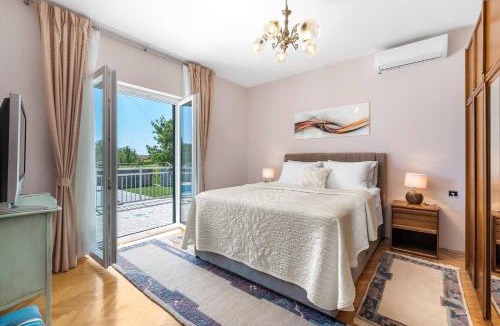 Unesic House | Rural Holiday Home Endi