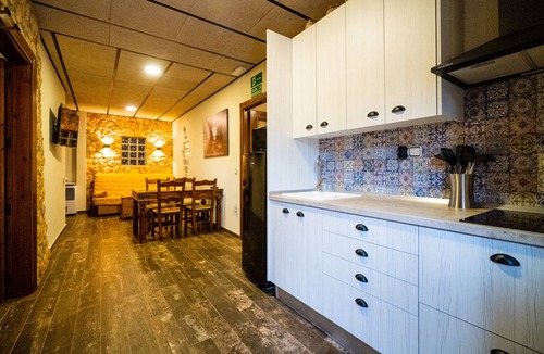 Villanueva de la Jara Cottage | Rural house. The Vitis Inn.