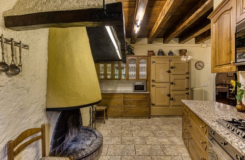 Camos House | Rural House 'La Torre De Dalt' with Mountain View, Private Pool and Private Terrace
