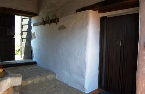La Torre d'En Besora Cottage | Rural house for family stays