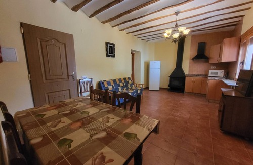 Alcala del Jucar House | Rural house "casa del cerro II" barbecue fireplace patio 350m, river beach 5min