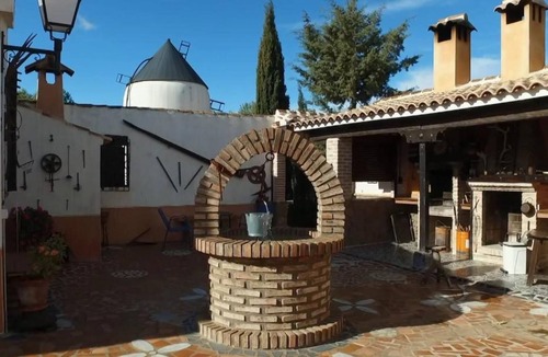 Urda House | Rural House 'El Patas' with Mountain Views, Wi-Fi and Air Conditioning