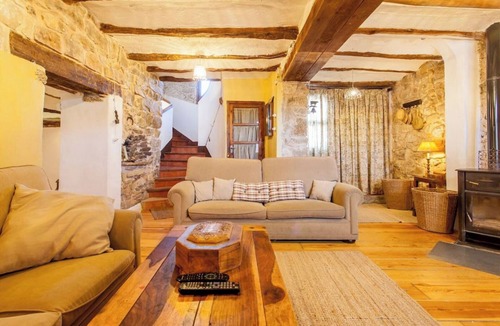 La Cuevarruz Cottage | Rural House El Rincón de los Frailes with Jacuzzi and Sauna