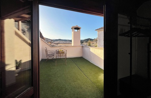 Chillaron del Rey Cottage | Rural house in the Entrepeñas lake. Ideal for families and friends.