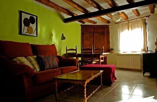 Ayerbe House | Rural house for 4 people