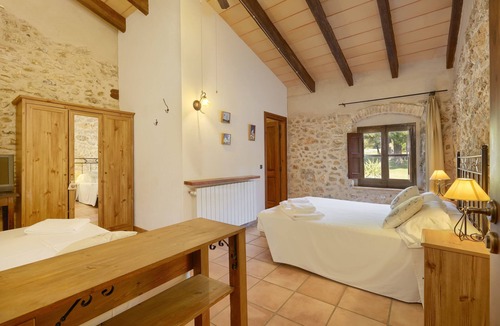 Torroella de Montgri Other | Rural house for groups and hikers, nature and tranquility lovers.