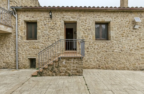 Pujals dels Pagesos House | Rural House 'Fuselles' with Mountain View, Wi-Fi and Air Conditioning