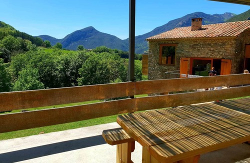 Montagut House | Rural house in an impressive natural setting! Up to 10 people