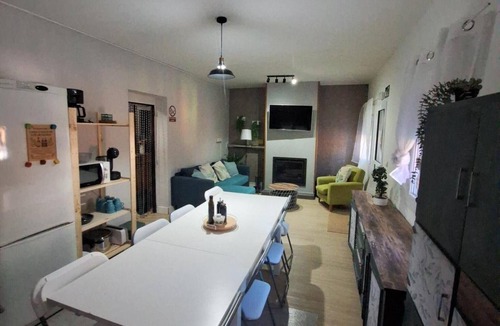 La Aldehuela House | Rural House in Gredos with Pool and Barbecue – Perfect for Groups and Families