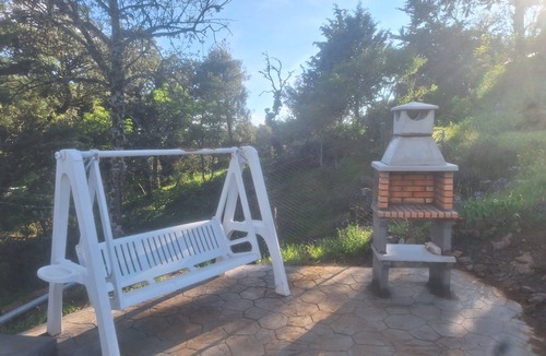 La Aldehuela House | Rural House in Gredos with Pool and Barbecue – Perfect for Groups and Families