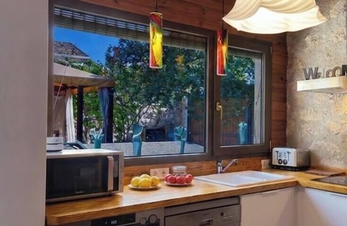 Fuentemilanos Cottage | Rural house in Segovia with heated pool | Old carpentry workshop | 8 guests