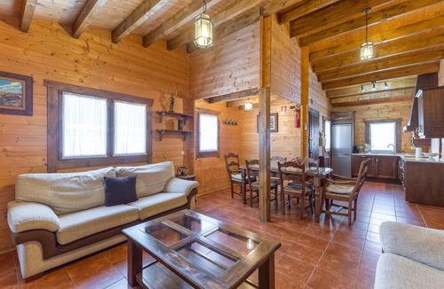 Cobisa House | Rural House 'La Dehesa2' in Toledo with Private Pool, Wi-Fi, and Air Conditioning