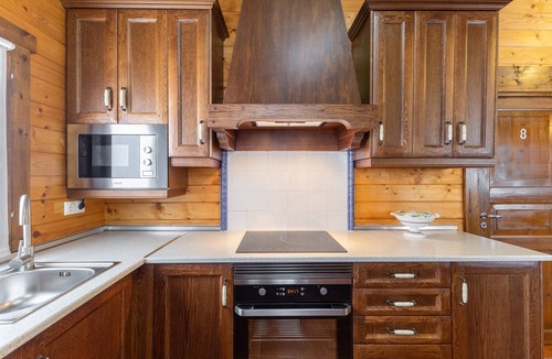 Cobisa House | Rural House 'La Dehesa2' in Toledo with Private Pool, Wi-Fi, and Air Conditioning