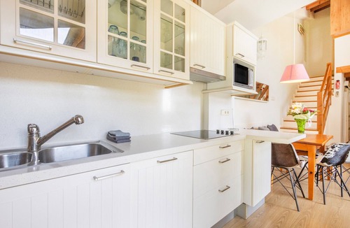 Oden Villa | Rural House 'Panoramico' with Lake Views, Wi-Fi and Air Conditioning