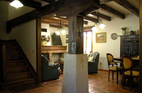 Eguaras House | Rural House 'Sagastietxea I' with Private Garden and Barbecue