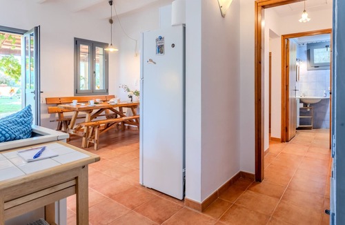 Sant Mateu de Montnegre House | Rural House 'Vinyoles 1' with Mountain View, Shared Pool and Wi-Fi
