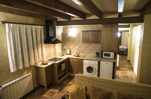 Torres Torres Cottage | Rural house with special jacuzzi for couples