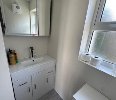 Hillsborough Apartment | Rural Long Term Accommodation