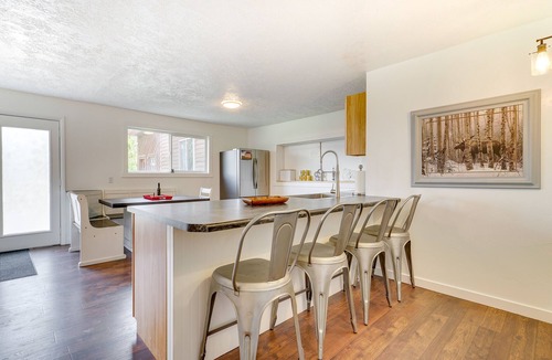 Tabiona House | Rural Mountain-View Home Near Hiking + Off-Roading
