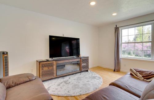 Tabiona House | Rural Mountain-View Home Near Hiking + Off-Roading