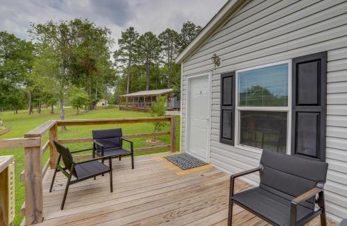 Boswell House | Rural Mt Olive Cabin Rental w/White River View!