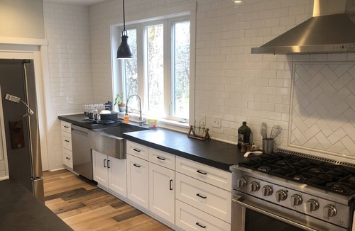 White Salmon House | Rural Retreat close to Everything