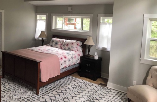 White Salmon House | Rural Retreat close to Everything