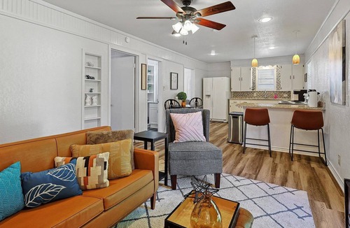 Gordonville House | Rural Retreat near Lake Texoma | 3-BD/1-BA Getaway