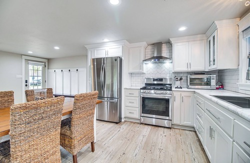Fort Coffee Cottage | Rural Spiro Getaway w/Private Deck!
