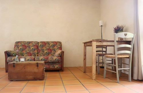 Puycelci Apartment | Rural Studio at the Foot of Puycelsi