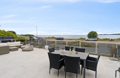 Balka House | "Rusalina" - 20m from the sea by Interhome