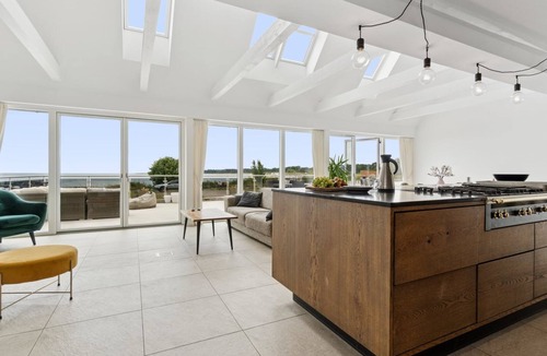 Balka House | "Rusalina" - 20m from the sea by Interhome