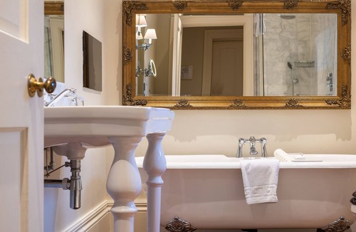 Rushton Hotel | Rushton Hall Hotel & SPA