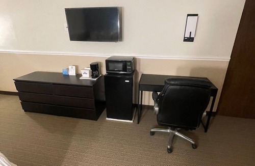 Northwest Colorado Springs Hotel | Rusina inn